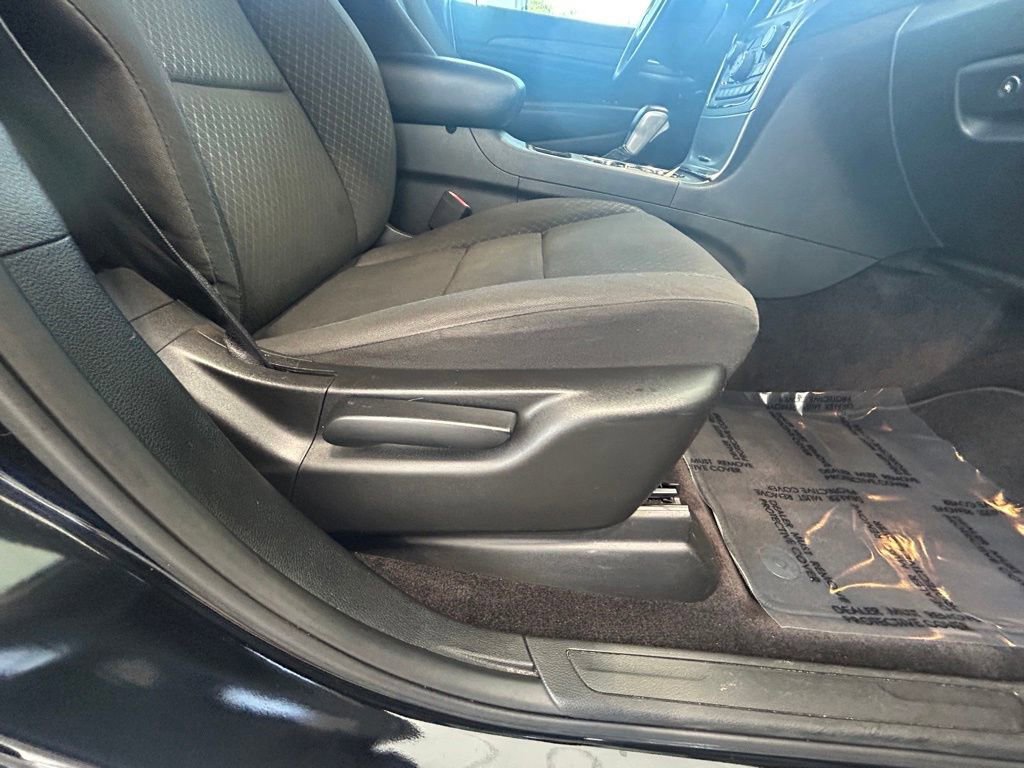 Used 2019 Jeep Grand Cherokee Laredo image 23