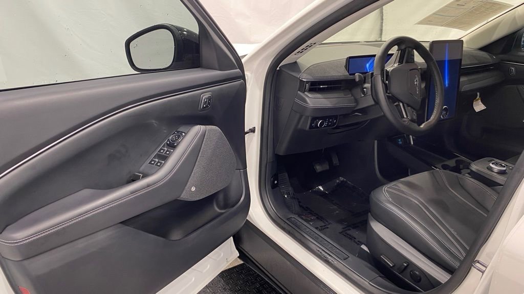 Certified 2024 Ford Mustang Mach-E Premium image 10