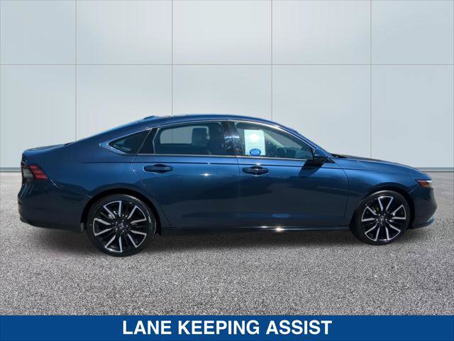 Used 2024 Honda Accord Touring image 6