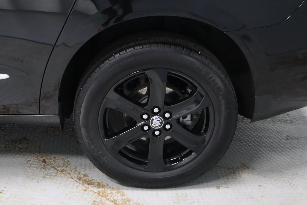 Used 2024 Buick Enclave Essence w/ Sport Touring Edition FWD image 18