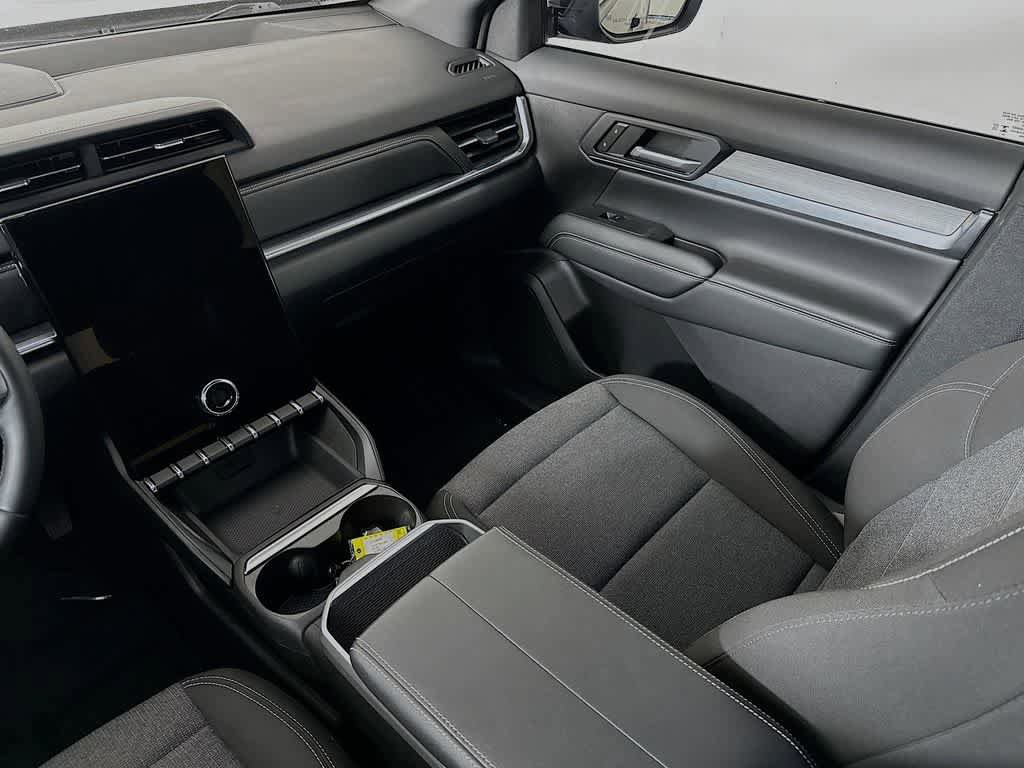 Used 2025 GMC Terrain Elevation AWD/4WD image 11
