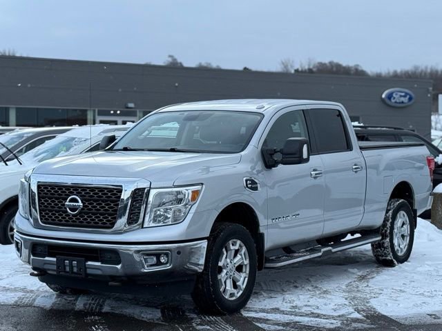 Used 2016 Nissan Titan XD image 32