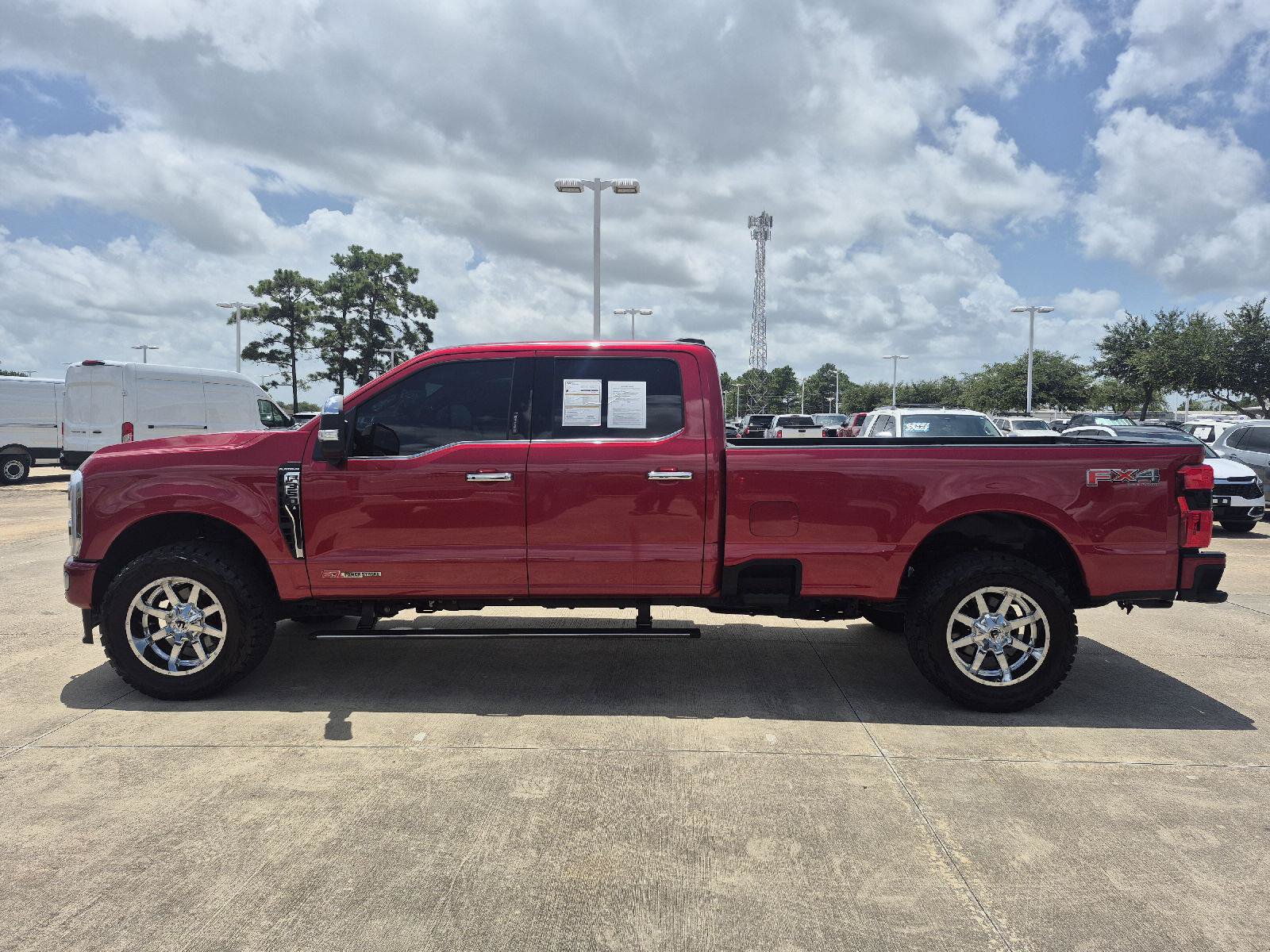 Certified 2024 Ford F350 Platinum w/ FX4 Off-Road Package AWD/4WD image 19