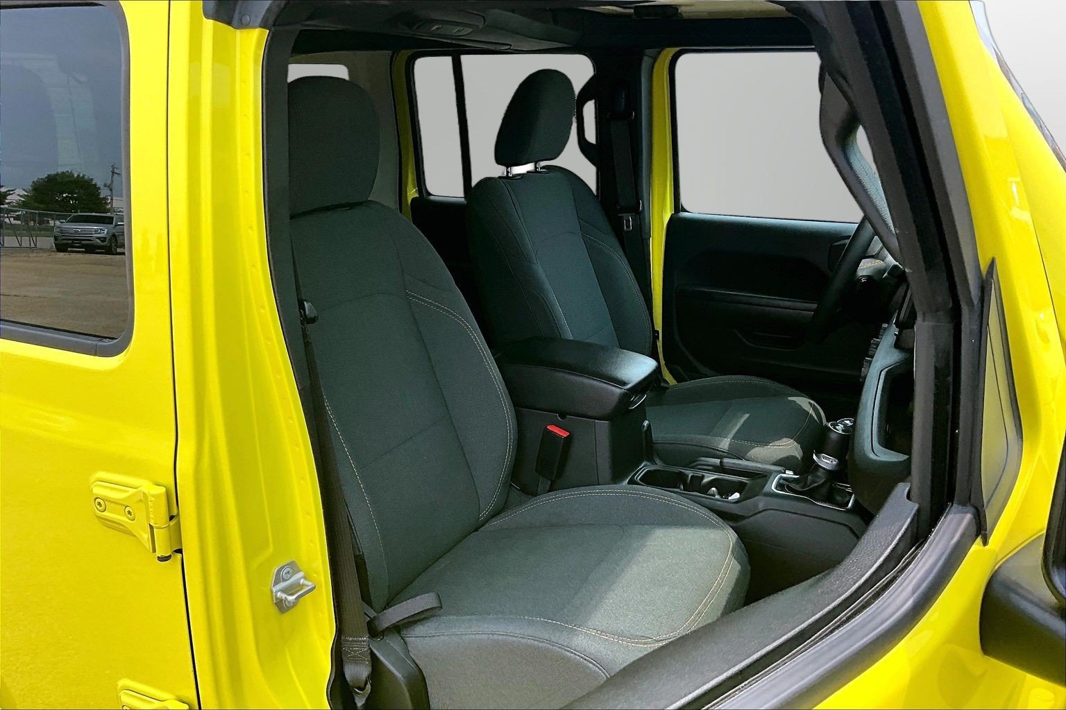 Used 2024 Jeep Wrangler Unlimited Sport AWD/4WD image 7