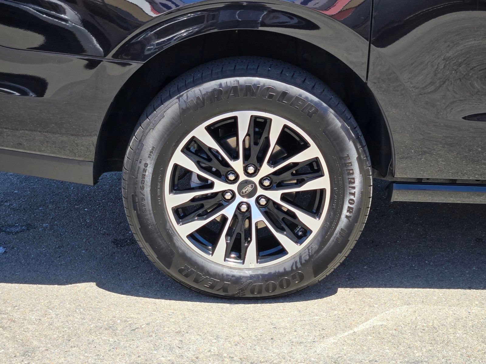 Certified 2025 Ford Expedition Max Platinum AWD/4WD image 10