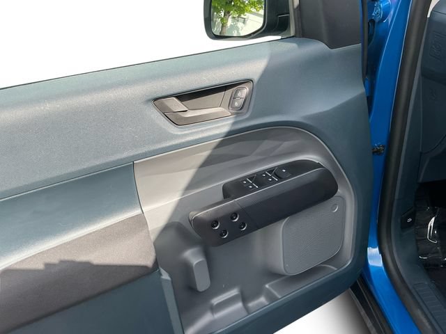 Certified 2025 Ford Maverick XL FWD image 11