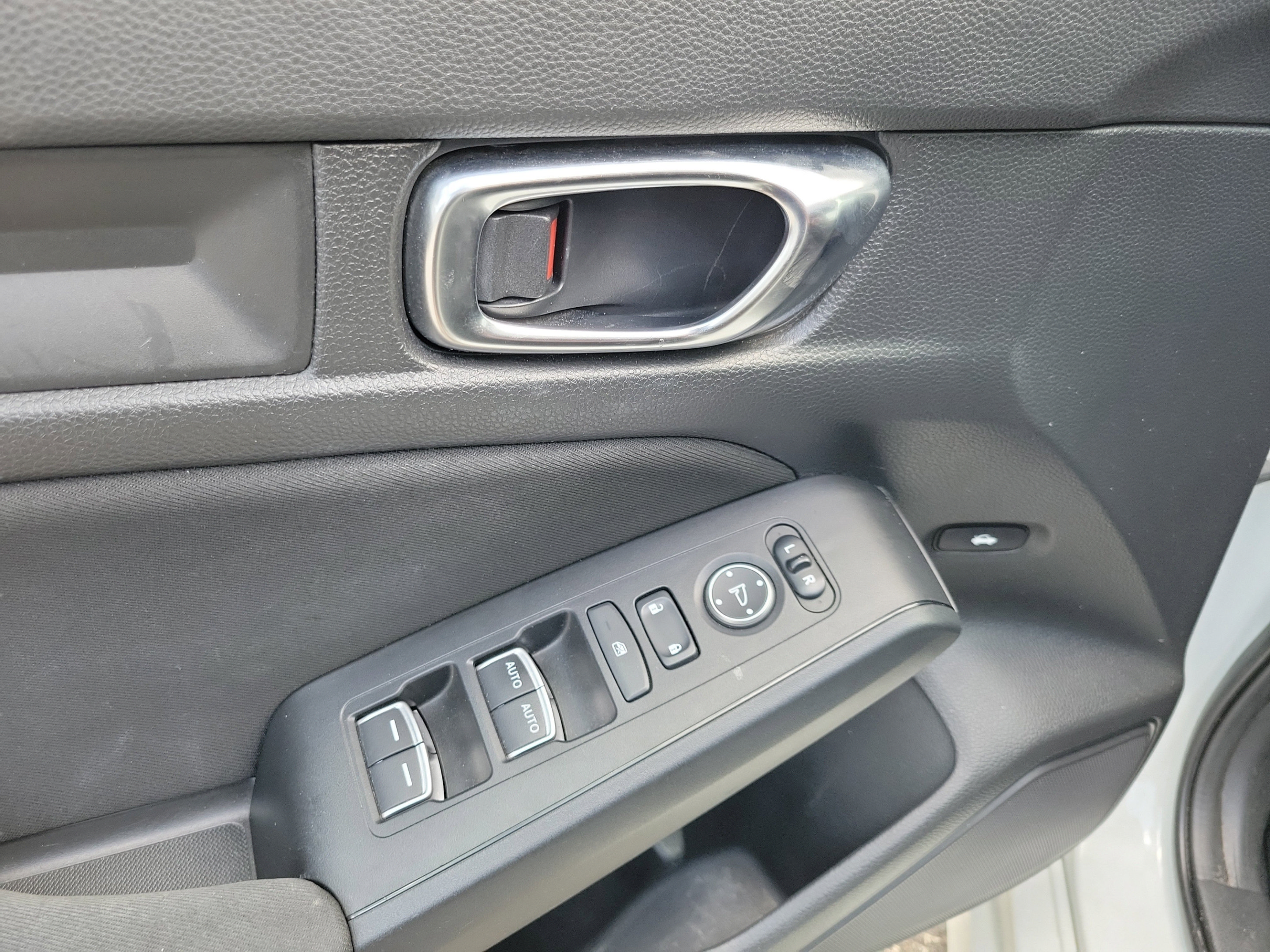 Used 2022 Honda Civic Sport image 15