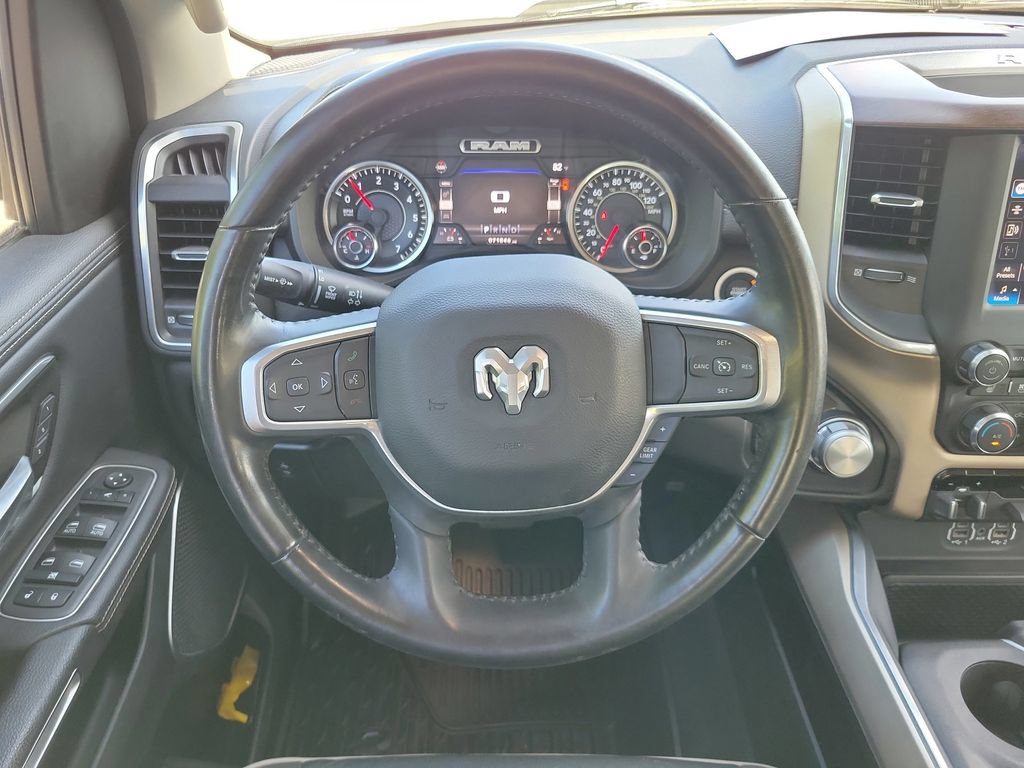 Used 2022 RAM 1500 Laramie AWD/4WD image 34