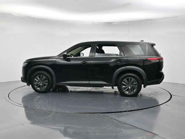 Used 2024 Nissan Pathfinder S FWD image 7