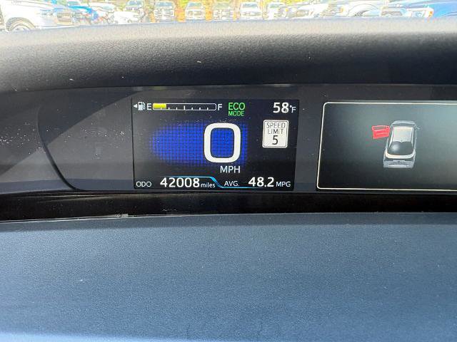 Used 2022 Toyota Prius XLE w/ Advanced Technology Package image 19