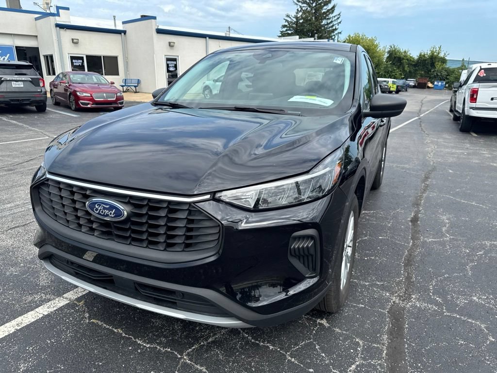 Certified 2024 Ford Escape Active AWD/4WD image 47