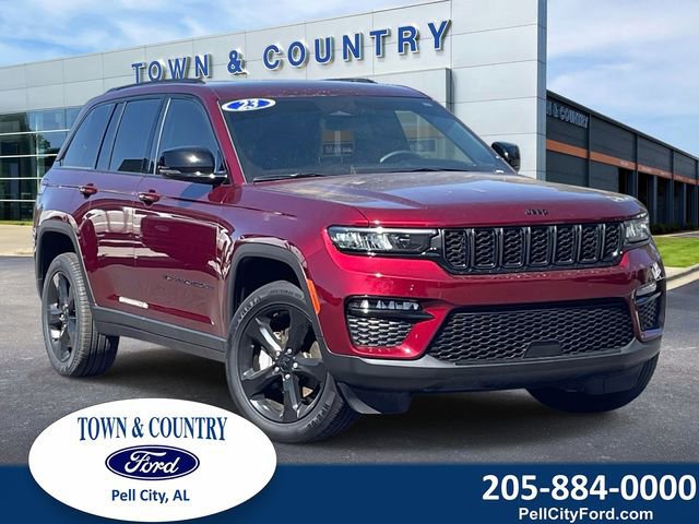 Used 2023 Jeep Grand Cherokee Limited w/ Black Appearance Package image 7