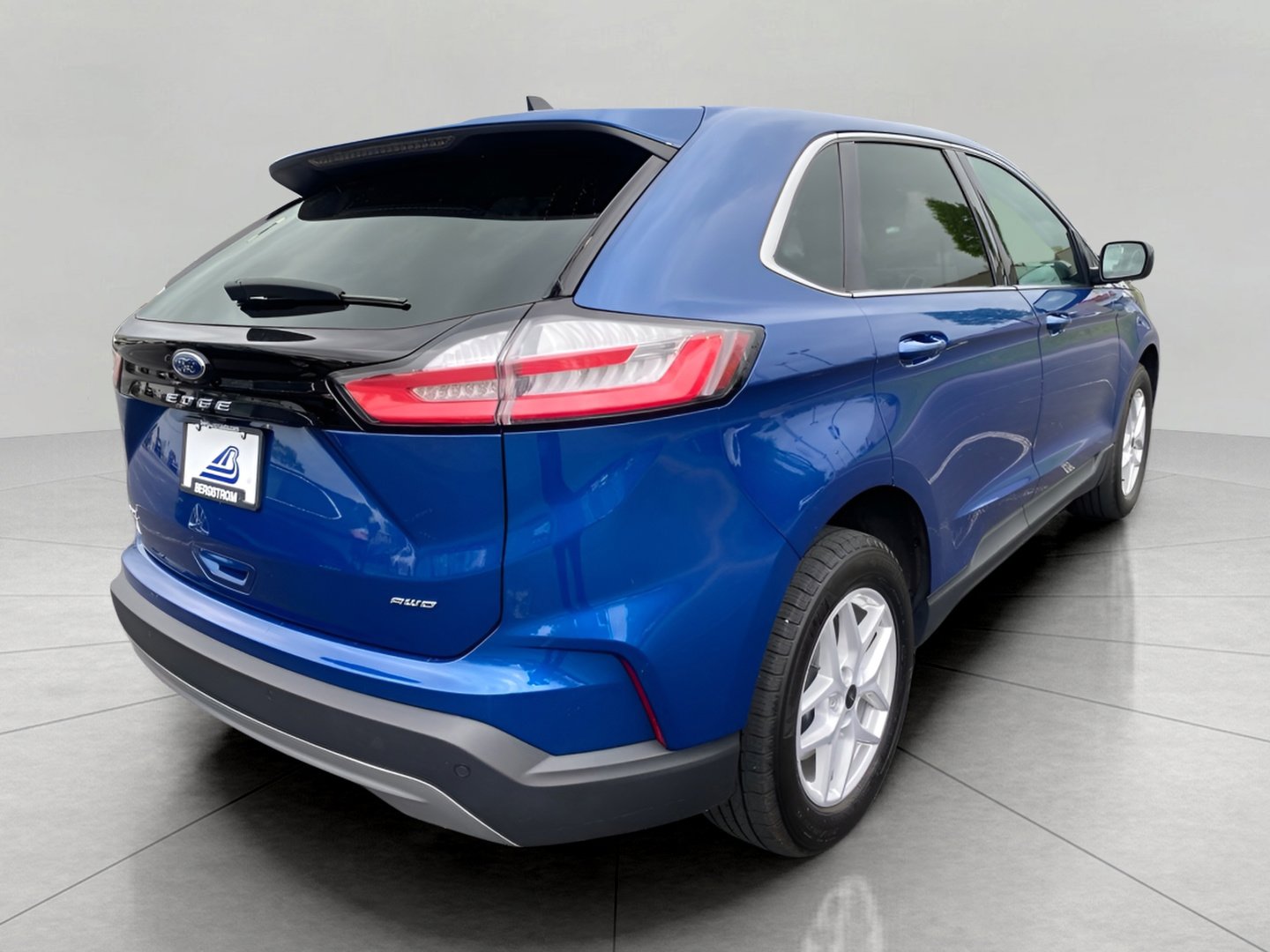 Certified 2023 Ford Edge SEL w/ Convenience Package AWD/4WD image 11