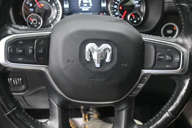 Used 2019 RAM 1500 Laramie AWD/4WD image 11