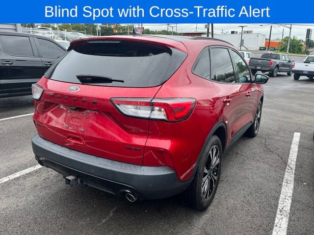 Certified 2022 Ford Escape SEL w/ SEL Stealth AWD Package image 5