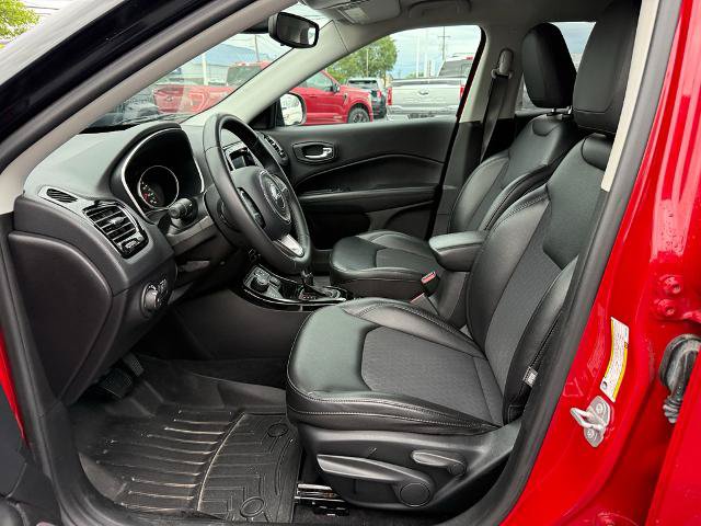 Used 2019 Jeep Compass Latitude AWD/4WD image 14