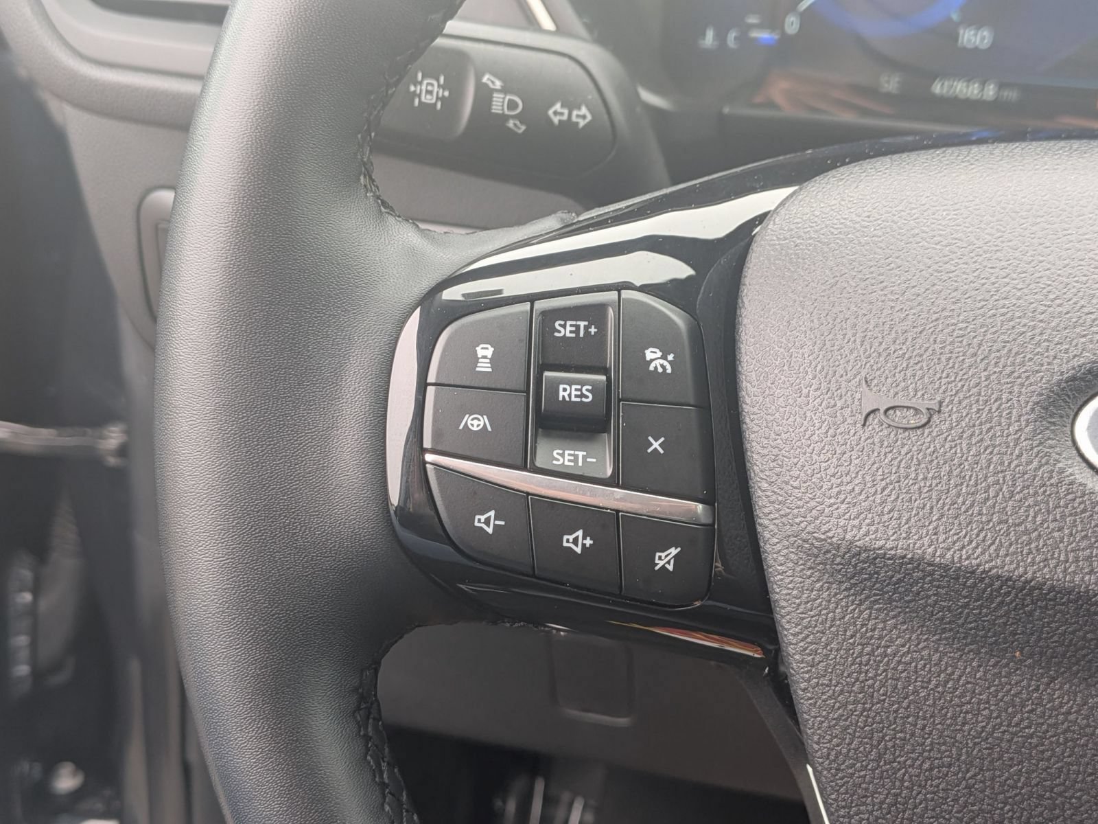 Certified 2022 Ford Escape SEL w/ Technology Package AWD/4WD image 19