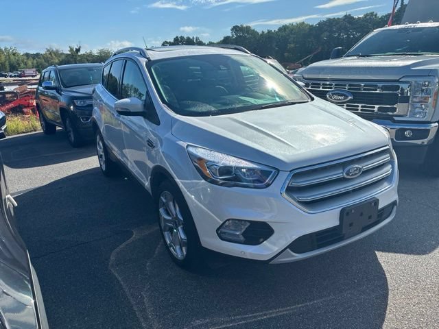 Certified 2019 Ford Escape Titanium FWD image 2