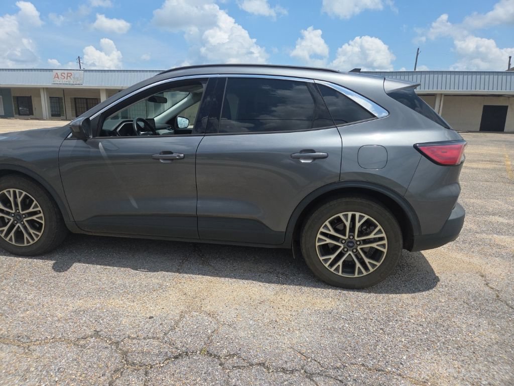 Certified 2022 Ford Escape SEL w/ Technology Package FWD image 5