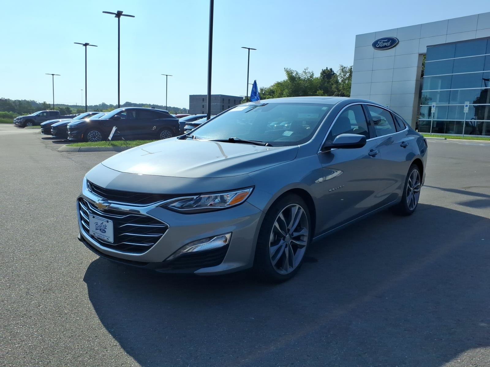 Used 2024 Chevrolet Malibu LT FWD image 7