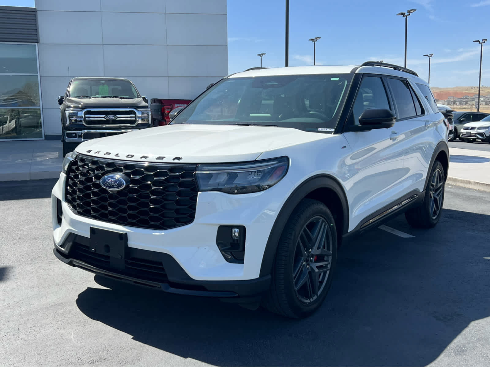 Certified 2025 Ford Explorer ST-Line w/ Premium Package AWD/4WD image 2