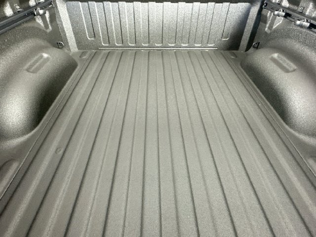 Used 2026 RAM 1500 Laramie AWD/4WD image 31