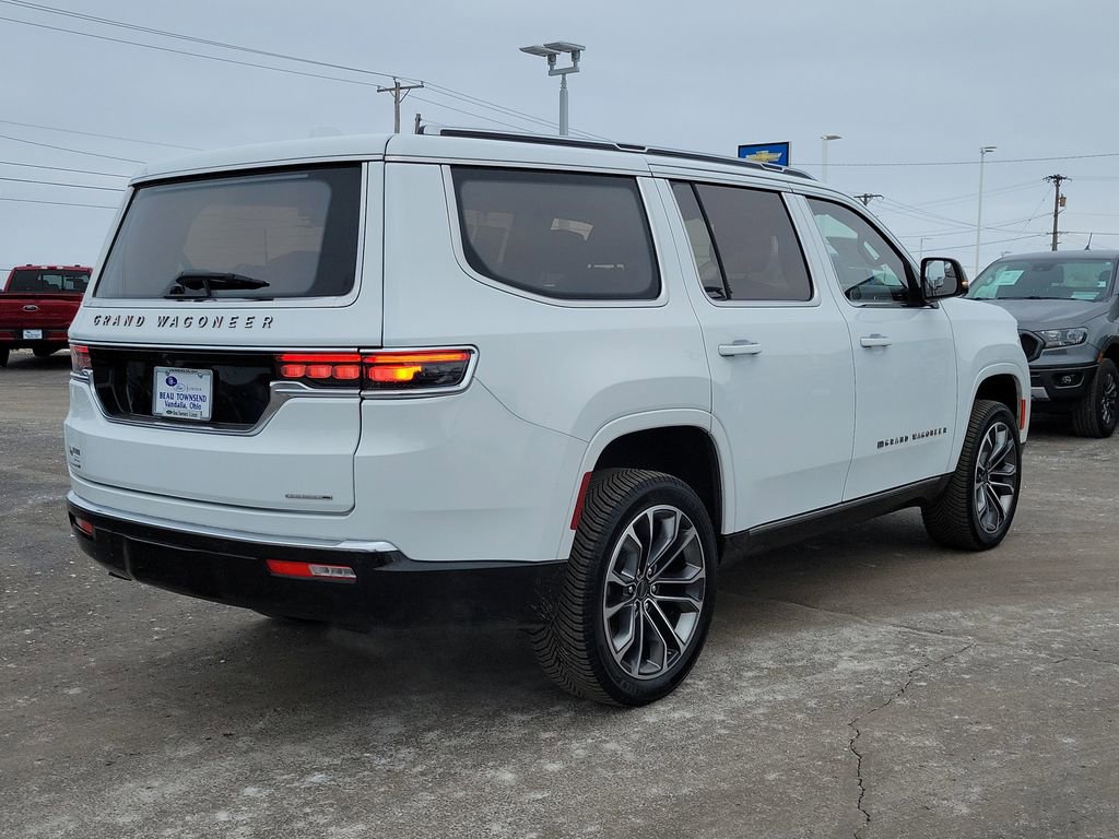 Used 2023 Jeep Grand Wagoneer Series III image 4