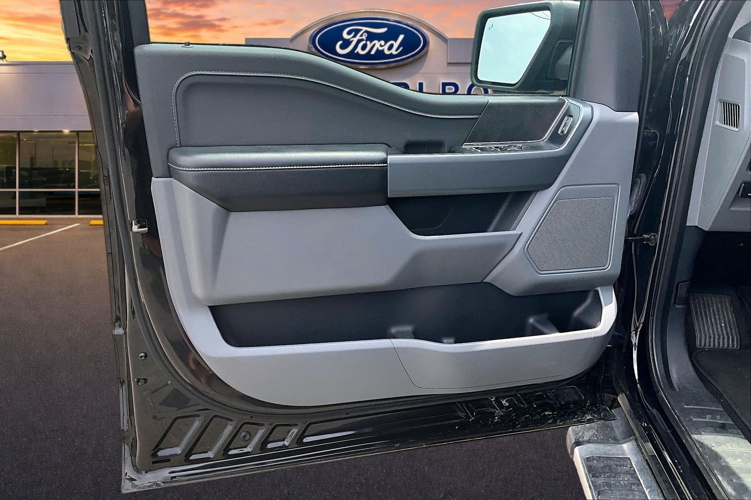 Certified 2024 Ford F150 XLT w/ Mobile Office Package AWD/4WD image 24