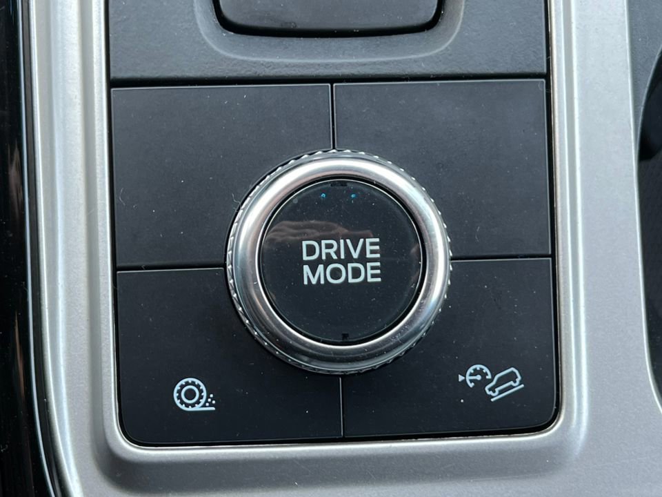 Certified 2022 Ford Explorer ST-Line w/ Class IV Trailer Tow Package image 36