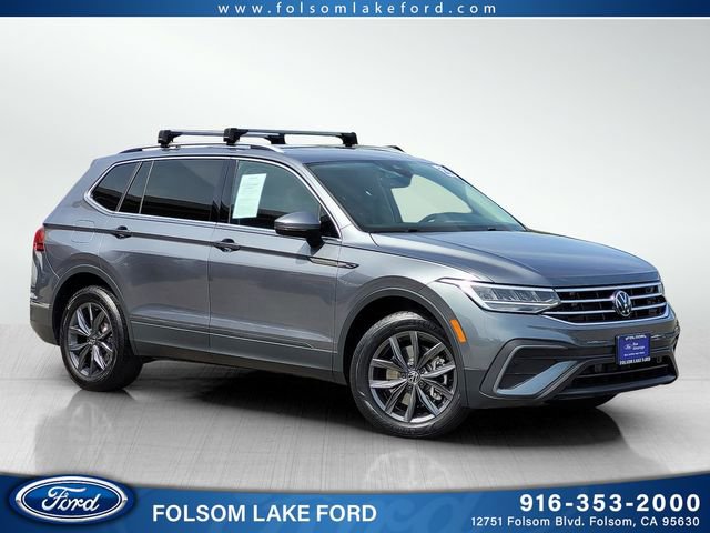 Used 2023 Volkswagen Tiguan SE w/ Panoramic Sunroof Package