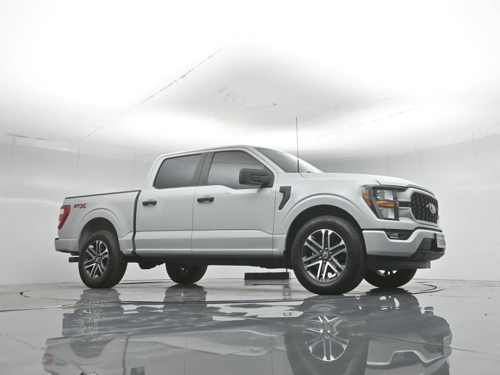 Certified 2023 Ford F150 XL w/ STX Appearance Package RWD image 4