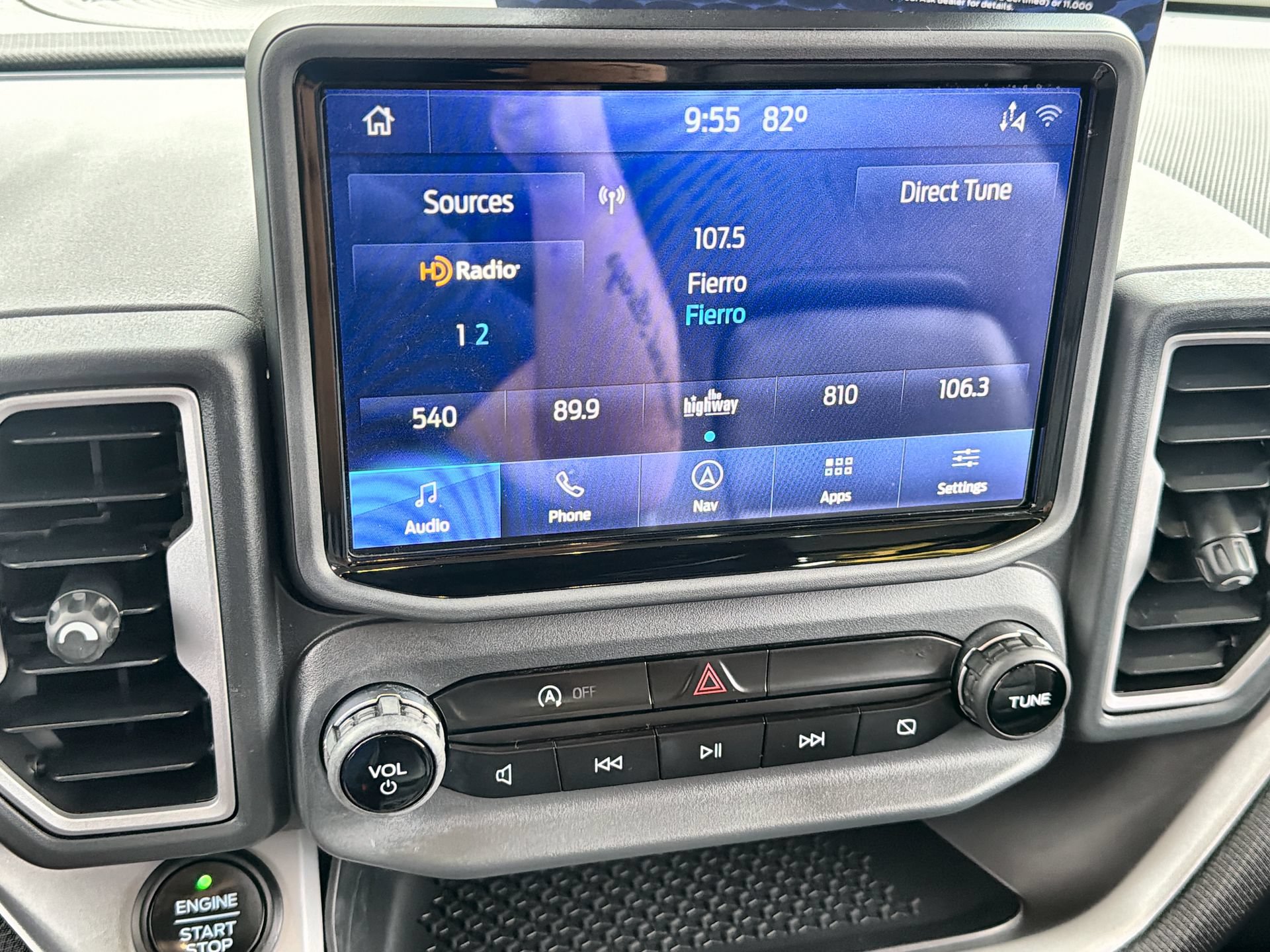 Certified 2021 Ford Bronco Sport Outer Banks w/ Outer Banks Package AWD/4WD image 16