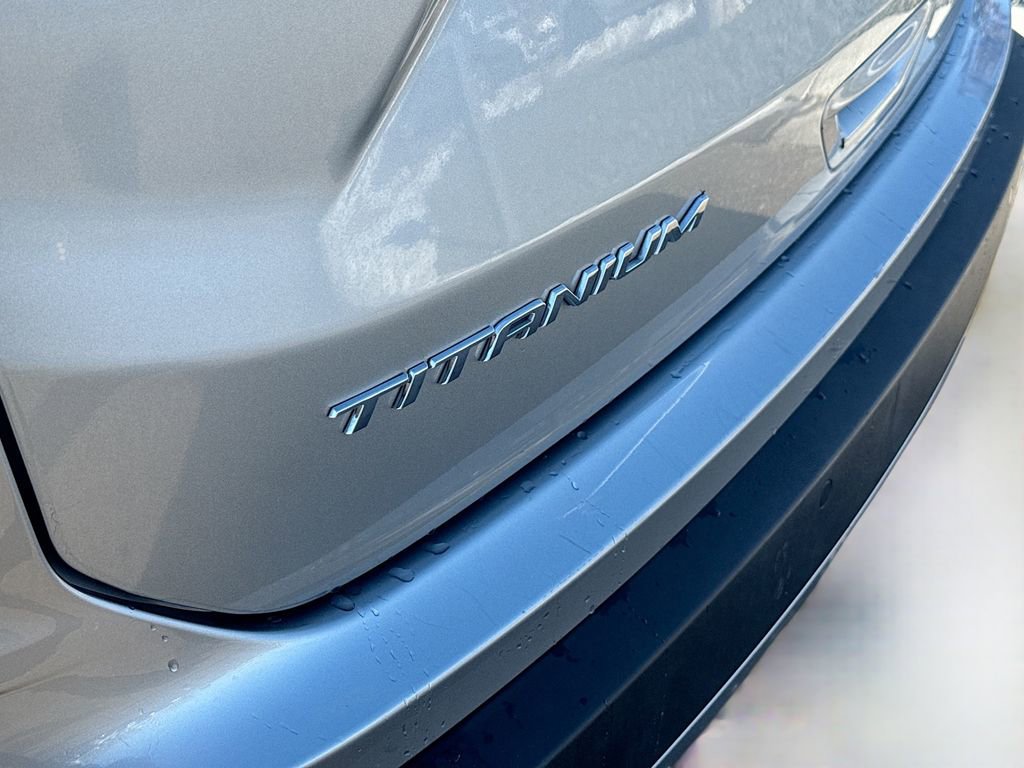 Certified 2024 Ford Edge Titanium AWD/4WD image 20