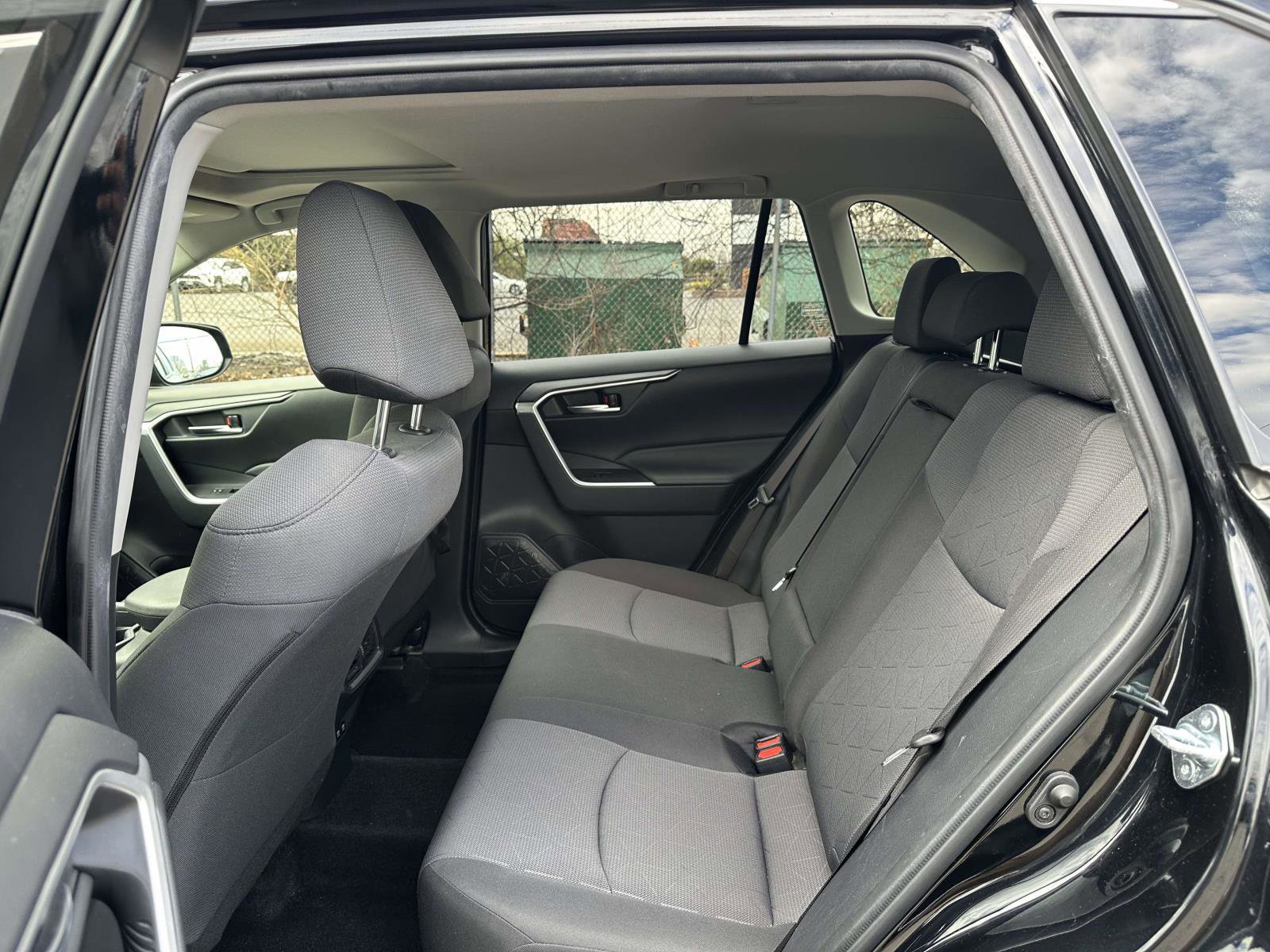 Used 2019 Toyota RAV4 XLE image 14