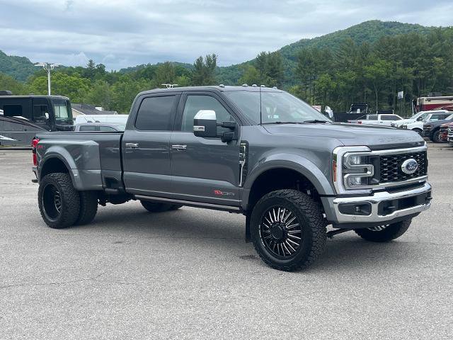 Certified 2025 Ford F450 Lariat w/ Lariat Ultimate Package