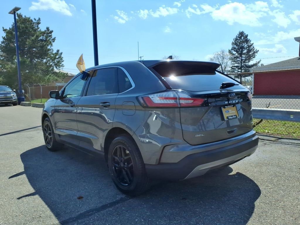 Certified 2023 Ford Edge SEL w/ Convenience Package AWD/4WD image 5