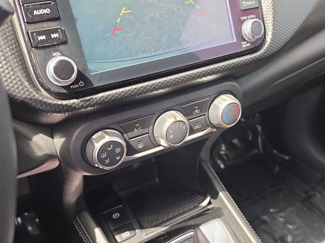 Used 2023 Nissan Kicks SV image 25