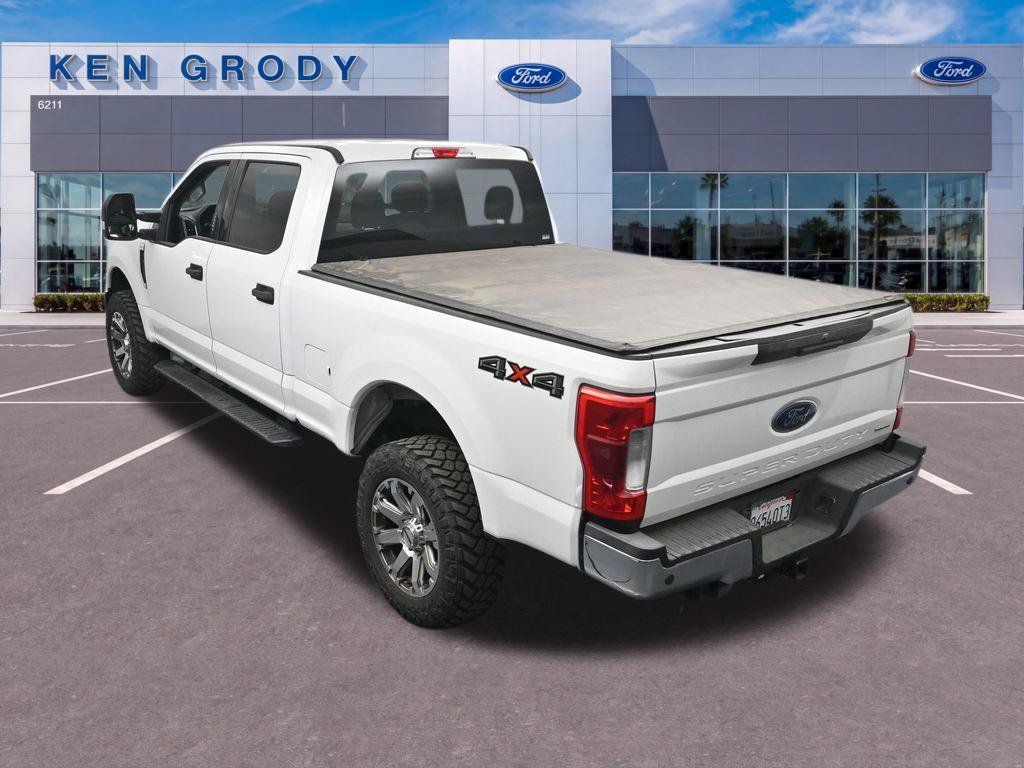 Certified 2018 Ford F250 XLT w/ XLT Value Package AWD/4WD image 15