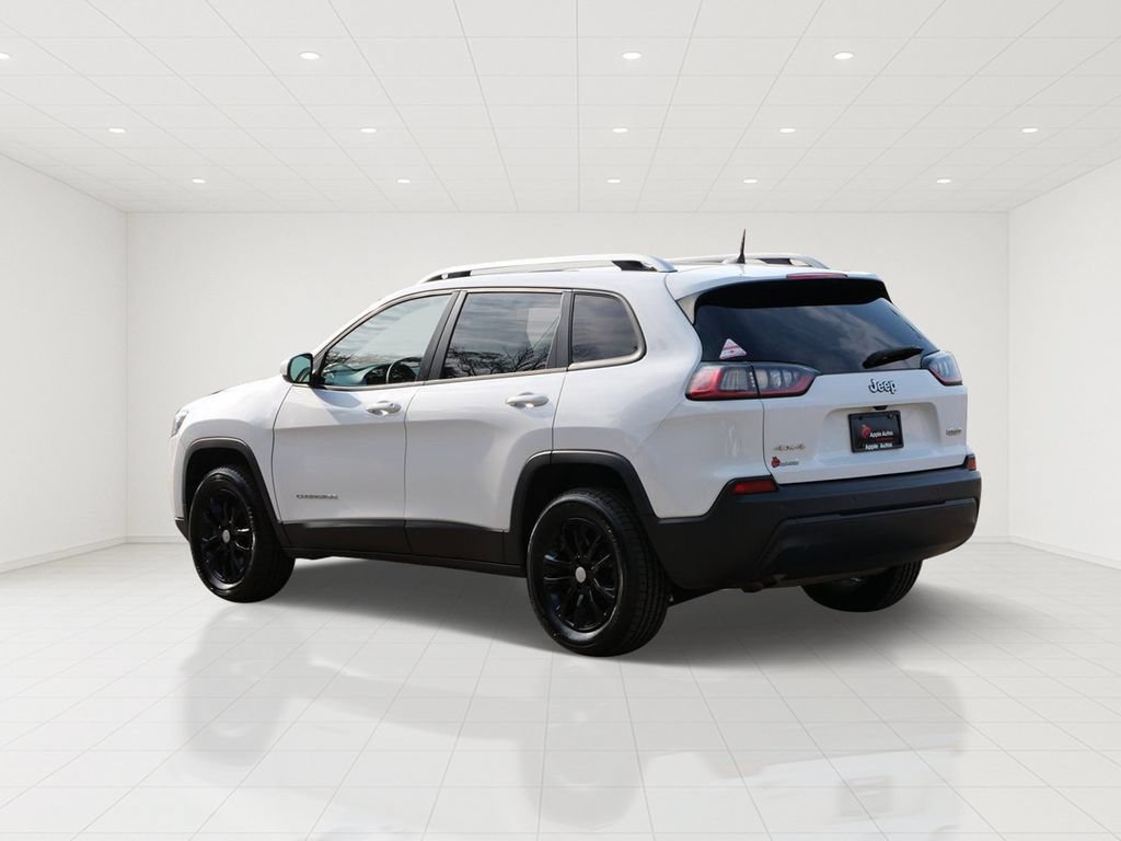 Used 2020 Jeep Cherokee Latitude w/ Safety Group AWD/4WD image 4