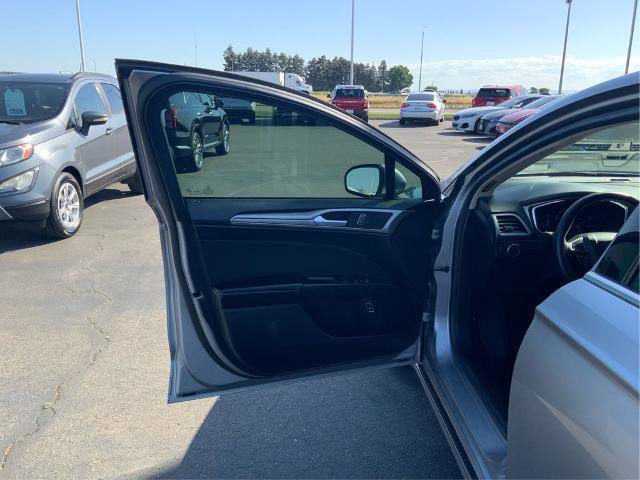 Certified 2020 Ford Fusion SE FWD image 20