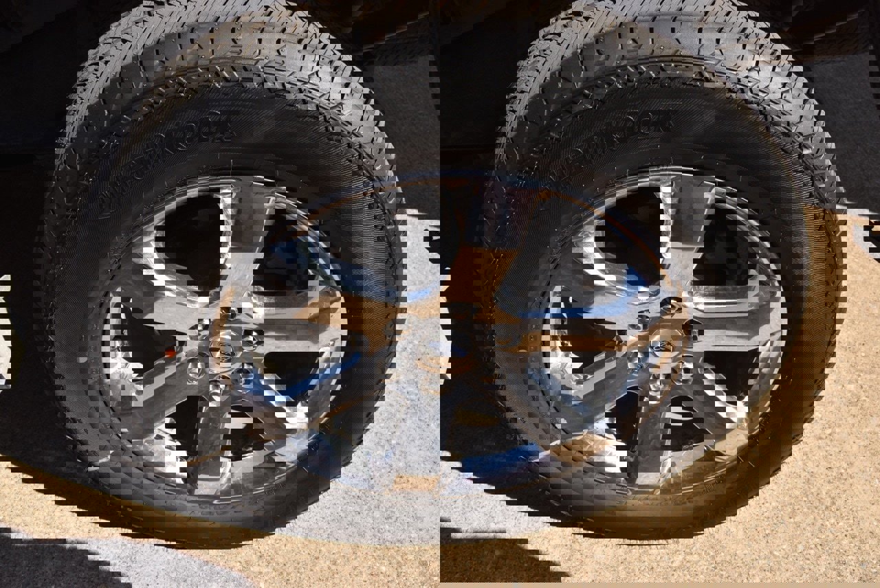 Certified 2023 Ford F150 Lariat w/ Trailer Tow Package image 11