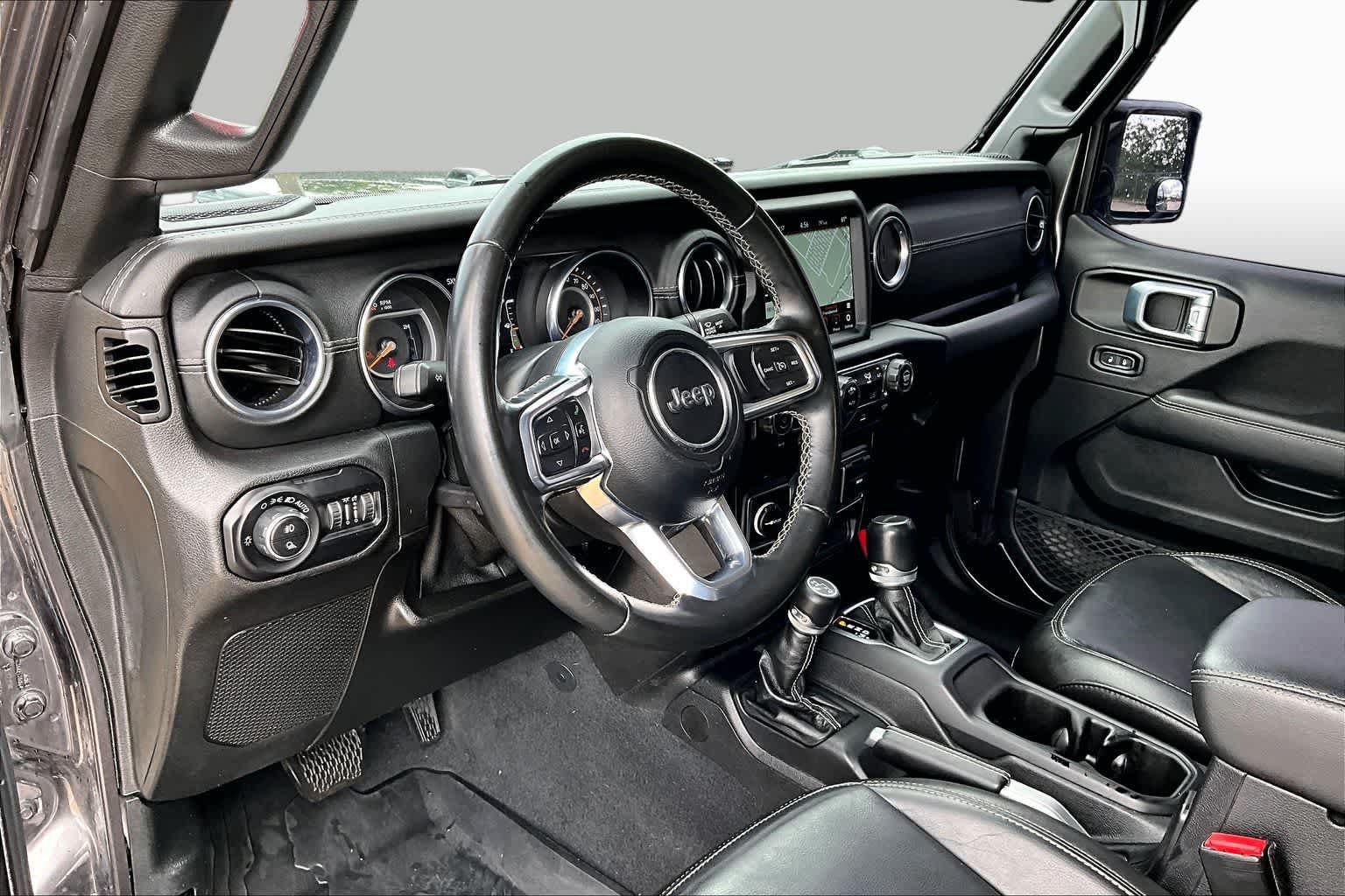 Used 2021 Jeep Gladiator Overland AWD/4WD image 18