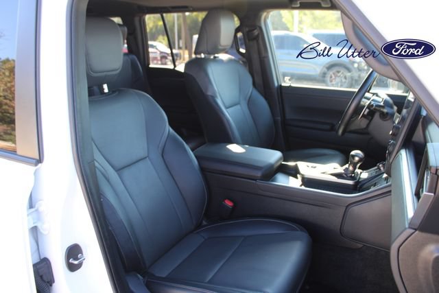 Used 2024 Lexus GX 550 w/ Accessory Package (31) AWD/4WD image 11