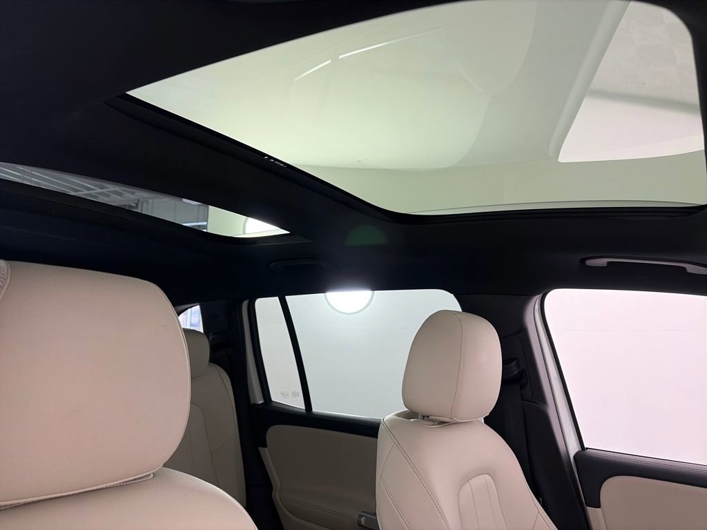 Used 2023 Mercedes-Benz EQB 300 4MATIC image 32