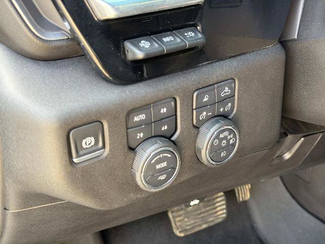 Used 2025 Chevrolet Silverado 2500 LTZ w/ LTZ Premium Package AWD/4WD image 19