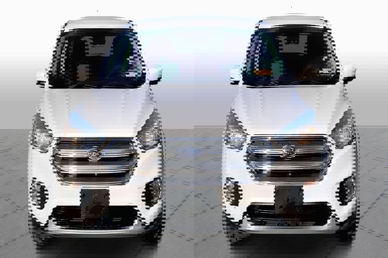 Certified 2017 Ford Escape SE image 3