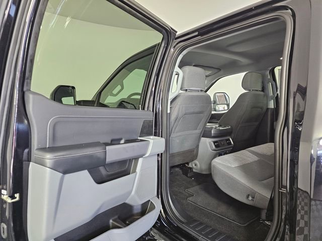 Certified 2021 Ford F150 XLT w/ Equipment Group 302A High image 20