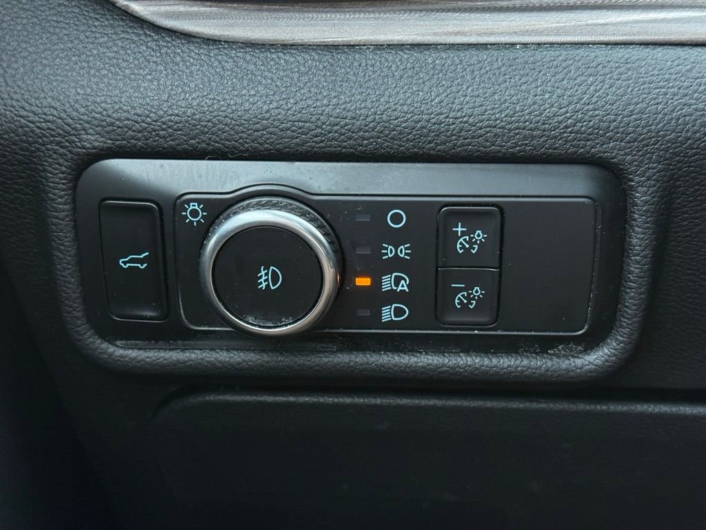 Certified 2023 Ford Explorer Limited w/ Equipment Group 301A image 26