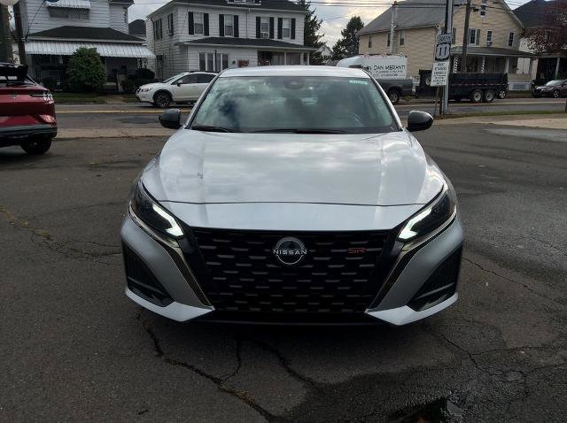 Used 2024 Nissan Altima 2.5 SR image 4