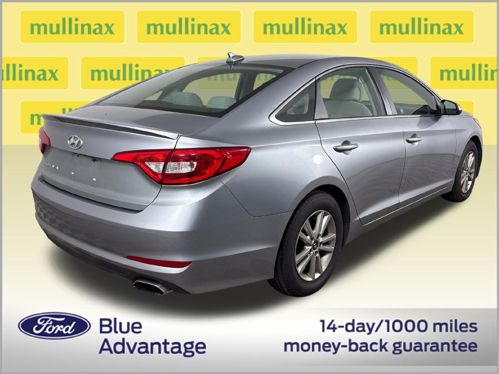 Used 2017 Hyundai Sonata SE FWD image 4